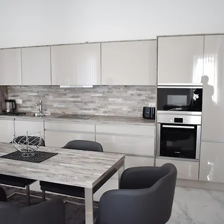 Apartment Em 2024 Business Frankfurt *